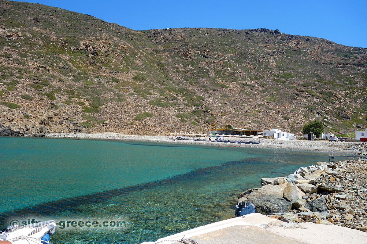 Η παραλία Βρουλίδια στη Σίφνο