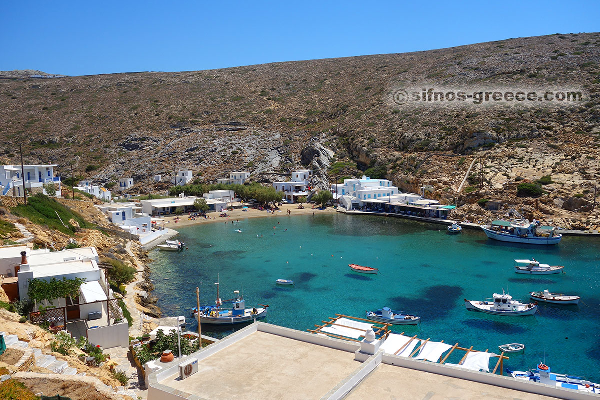 Ο κόλπος της Χερρονήσου με ψαρόβαρκες