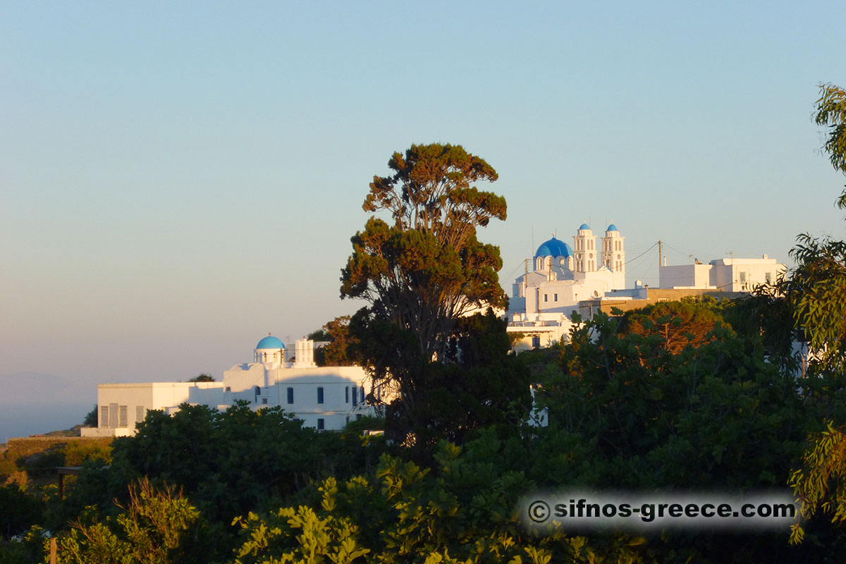 Η εκκλησία του Άι Γιάννη στο Πάνω Πετάλι